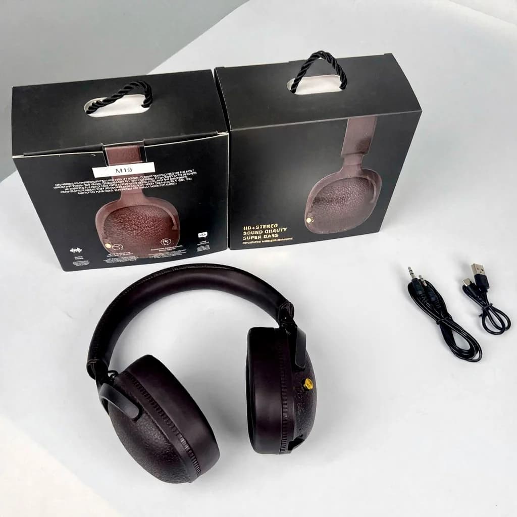 Retro-tyyliset langattomat Bluetooth-over-ear-kuulokkeet mikrofonilla