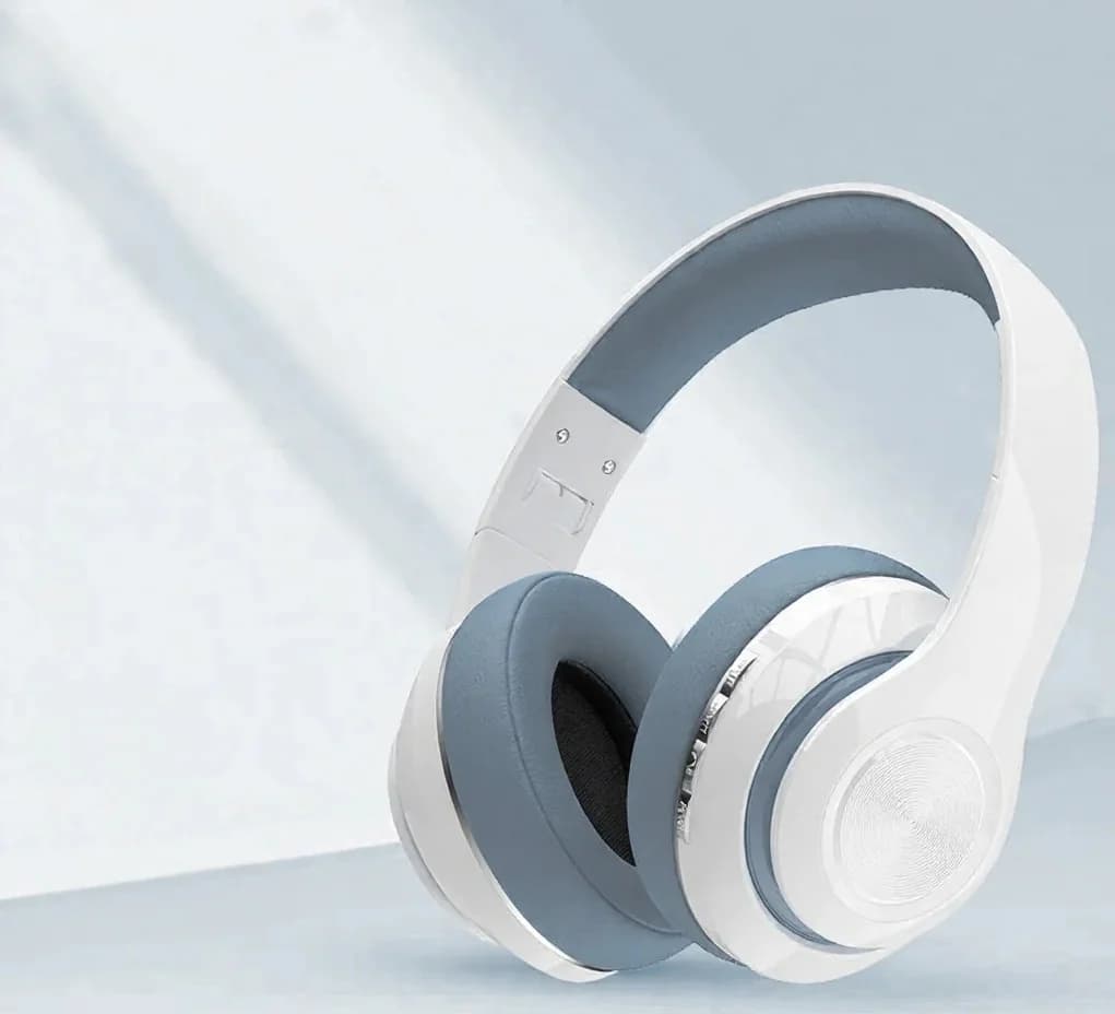 Over-Ear Wireless Headphones with FM Radio and TF Card Slot