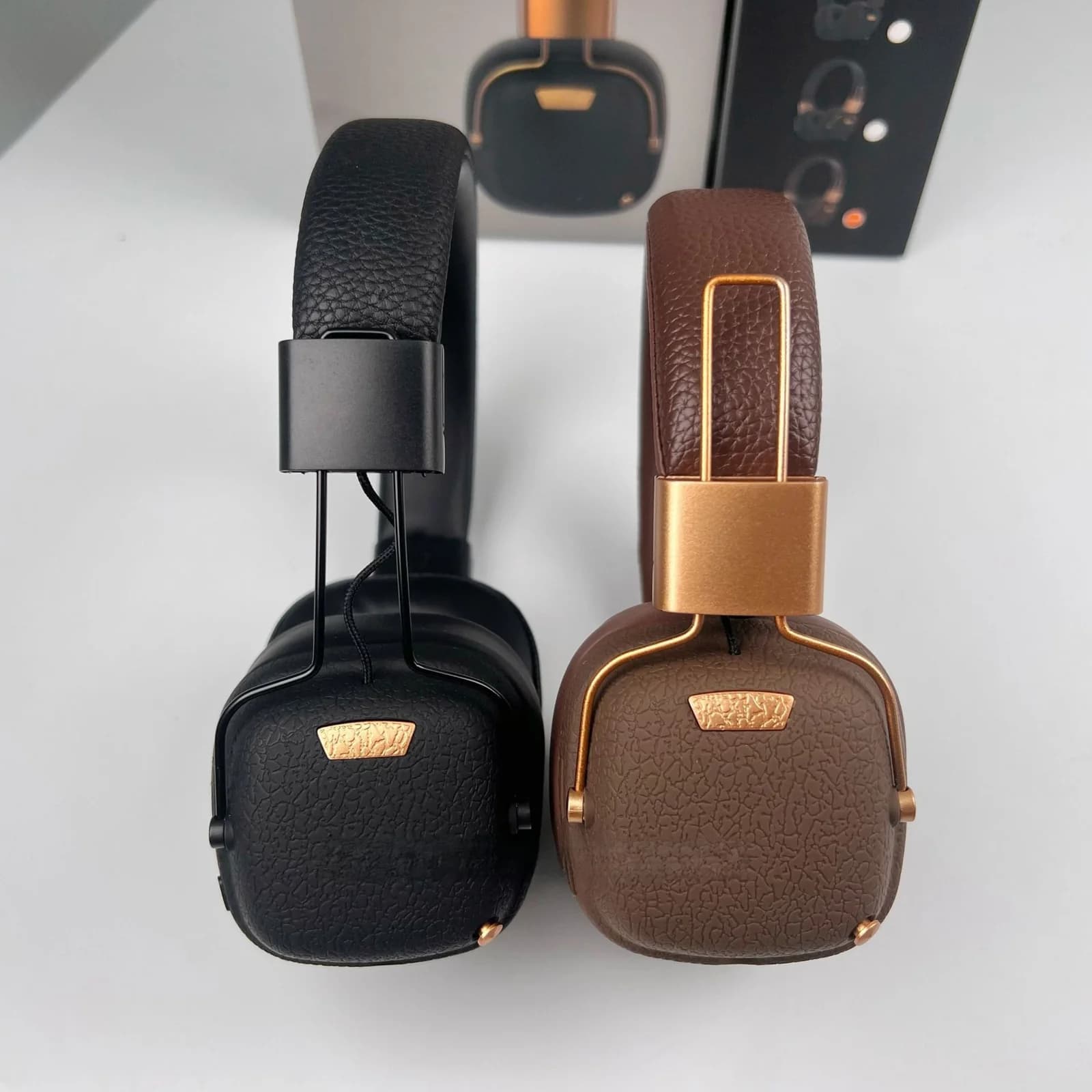 Retro-tyyliset langattomat Bluetooth-ylikorvakuulokkeet EQ-äänitiloilla