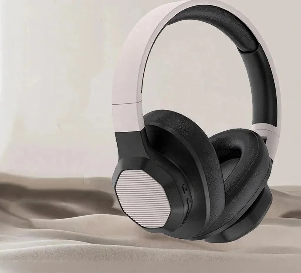 Korvanpäälliset Bluetooth-kuulokkeet FM-radiolla ja TF-korttipaikalla